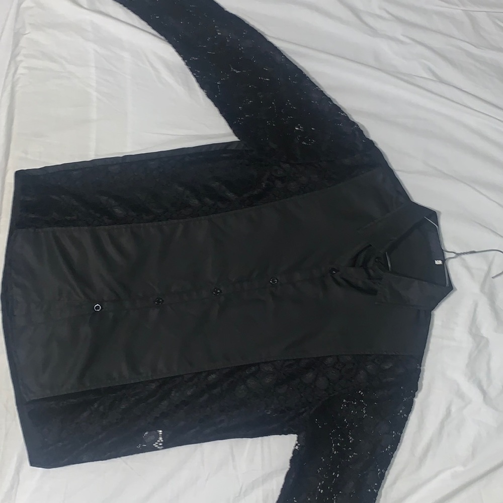 Men Contrast Lace Sleeve Single Breasted Shirt